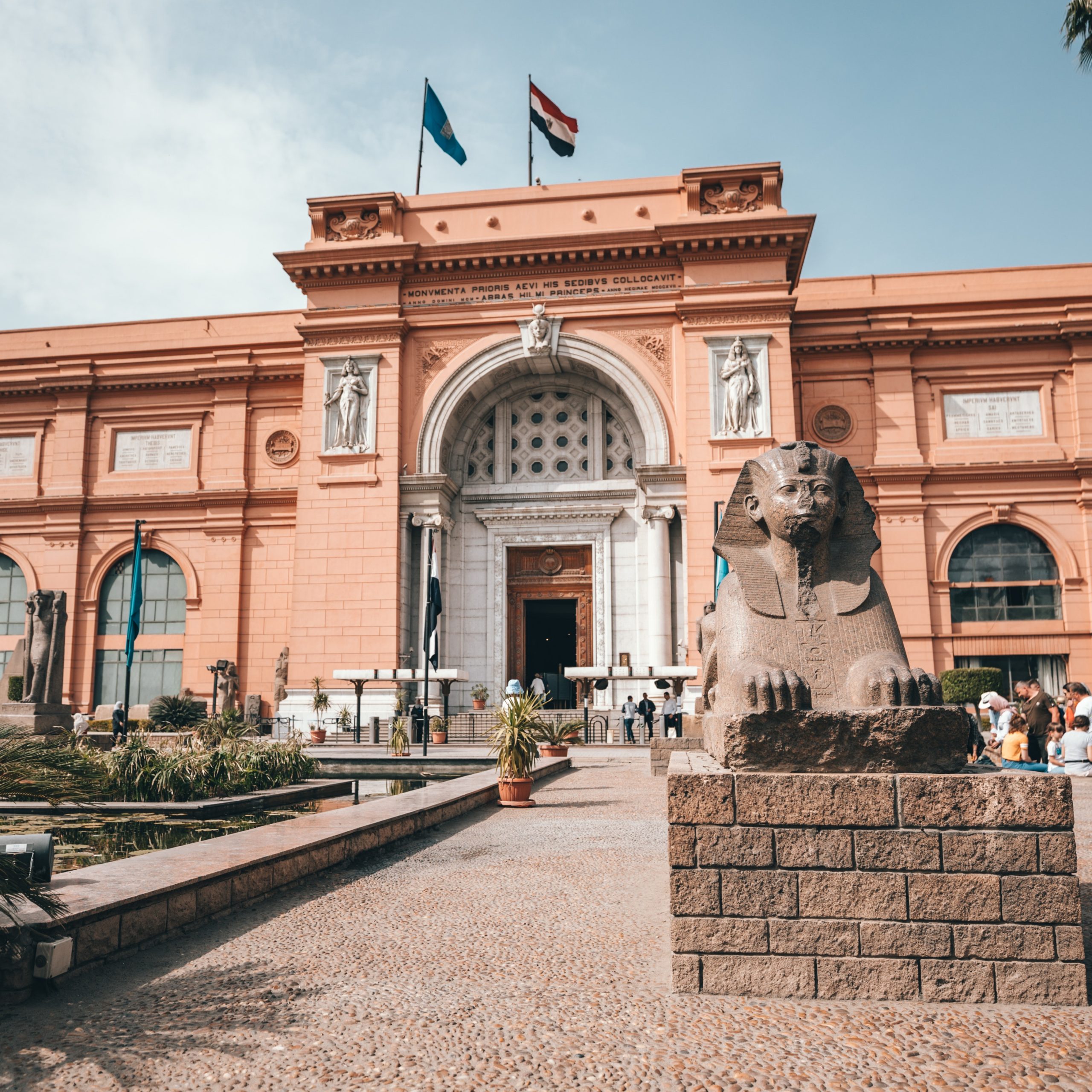 Stop A: The Museum of Egyptian Antiquities, Midan El Tahrir 